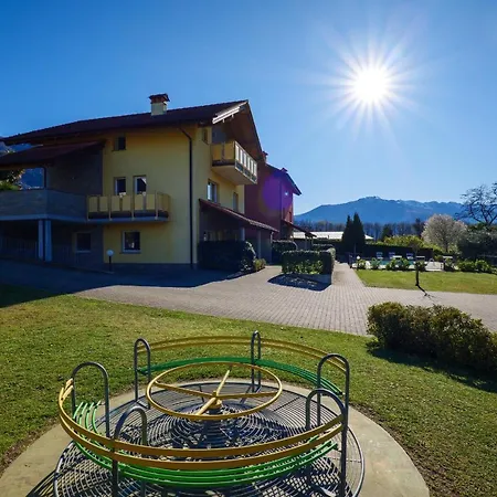 Girasole Casa Gialla Апарт-отель Колико