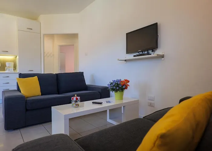 Girasole Casa Gialla Lejlighedshotel