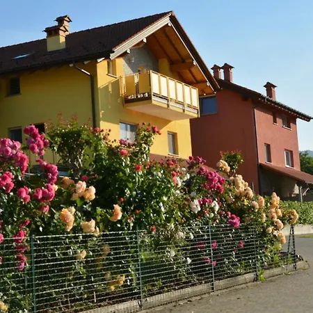 Aparthotel Girasole Casa Gialla Colico