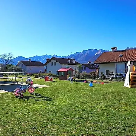 Girasole Casa Gialla Apartmanhotel 4*