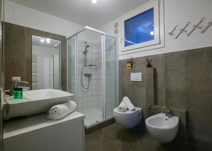 Girasole Casa Gialla 4* Colico