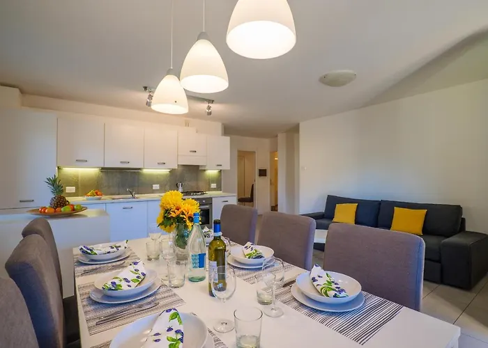 Lejlighedshotel Girasole Casa Gialla