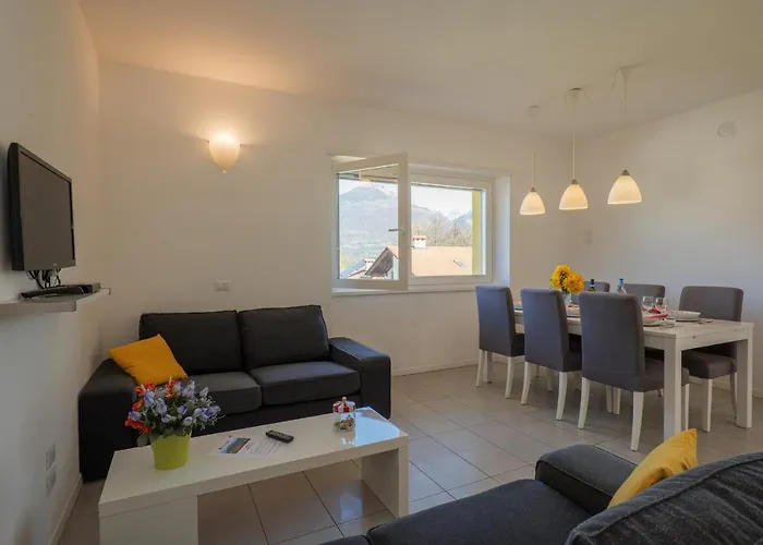 Girasole Casa Gialla 4*