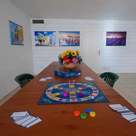 Girasole Casa Gialla アパートホテル