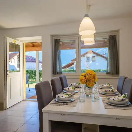 Girasole Casa Gialla 4* Colico