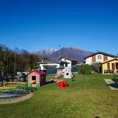 Girasole Casa Gialla 4* Colico